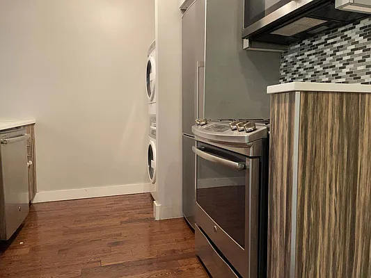 Rented by Premier One Realty LLC | media 9