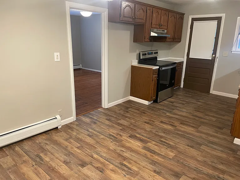 426 Burritt St #2 — Photo 8
