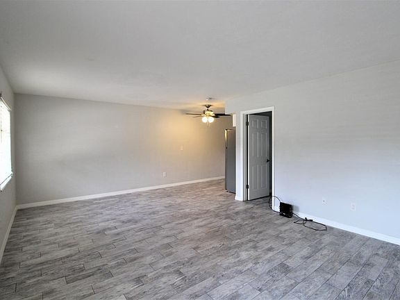 5th image of 6323 Gateway Ave #6381