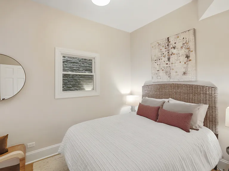 3053 N Seminary Ave #2 — Photo 8