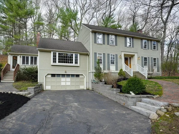 98 Maynard Farm Rd, Sudbury, MA 01776