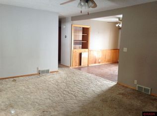 234 Morin Rd, Alden, MN 56009