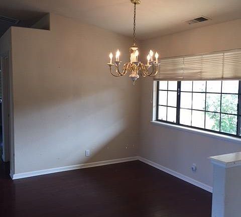 4th image of 3163 Jefferson Ave