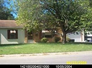 2233 SW Morningside Rd, Topeka, KS 66614