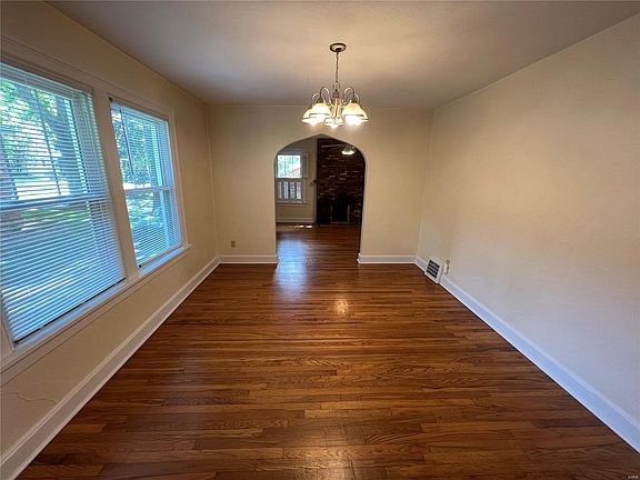 2nd image of 8515 Henrietta Ave