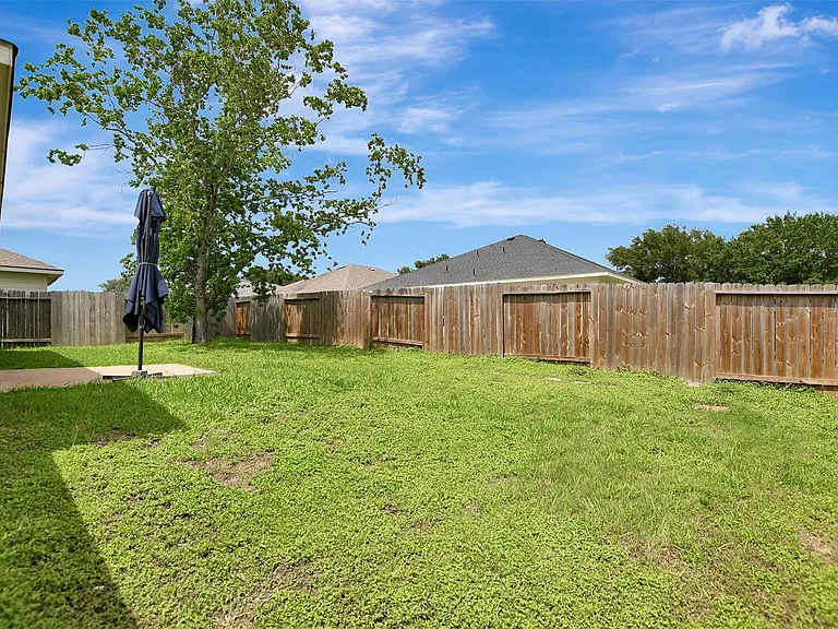 19702 Byron Meadows Dr — Photo 30