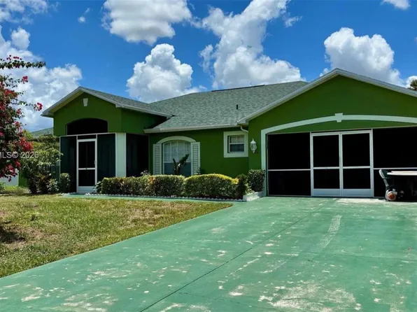 1122 McKinley Ave, Lehigh Acres, FL 33972