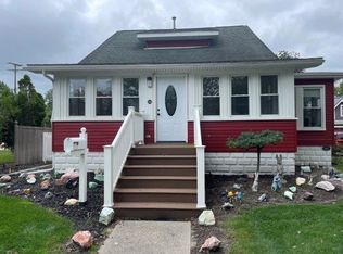 340 Hickory St, Milford, MI