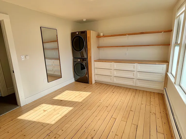 34 Pleasant St #2 — Photo 15