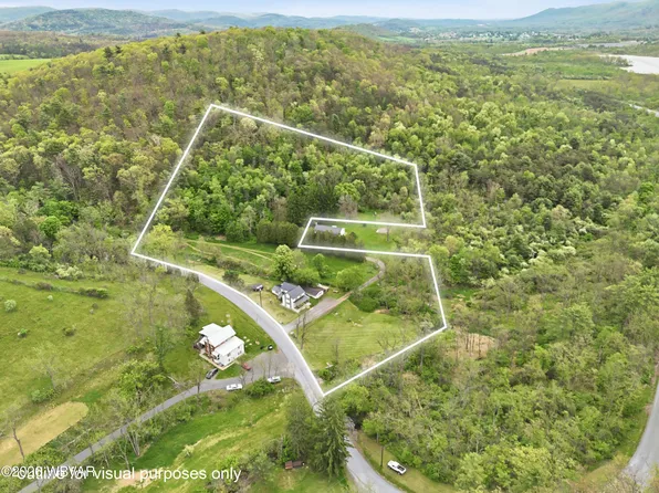 848 Hunter Run Rd, Howard, PA 16841