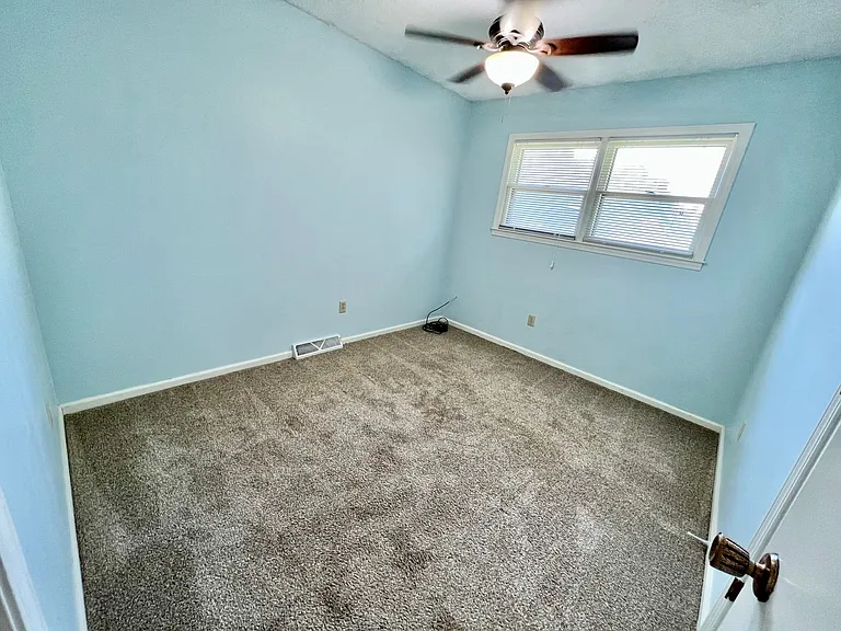 1305 Overlook Dr — Photo 14