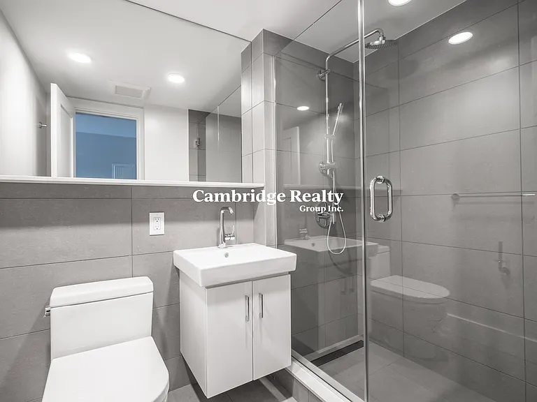334 Harvard St #T3 — Photo 9