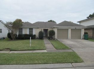 409 Bellemeade Blvd, Gretna, LA 70056