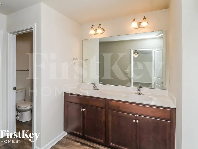2046 Cypress Village Dr NW — Photo 13
