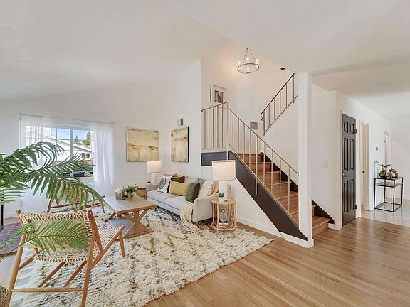 4th image of 26670 Joshua St