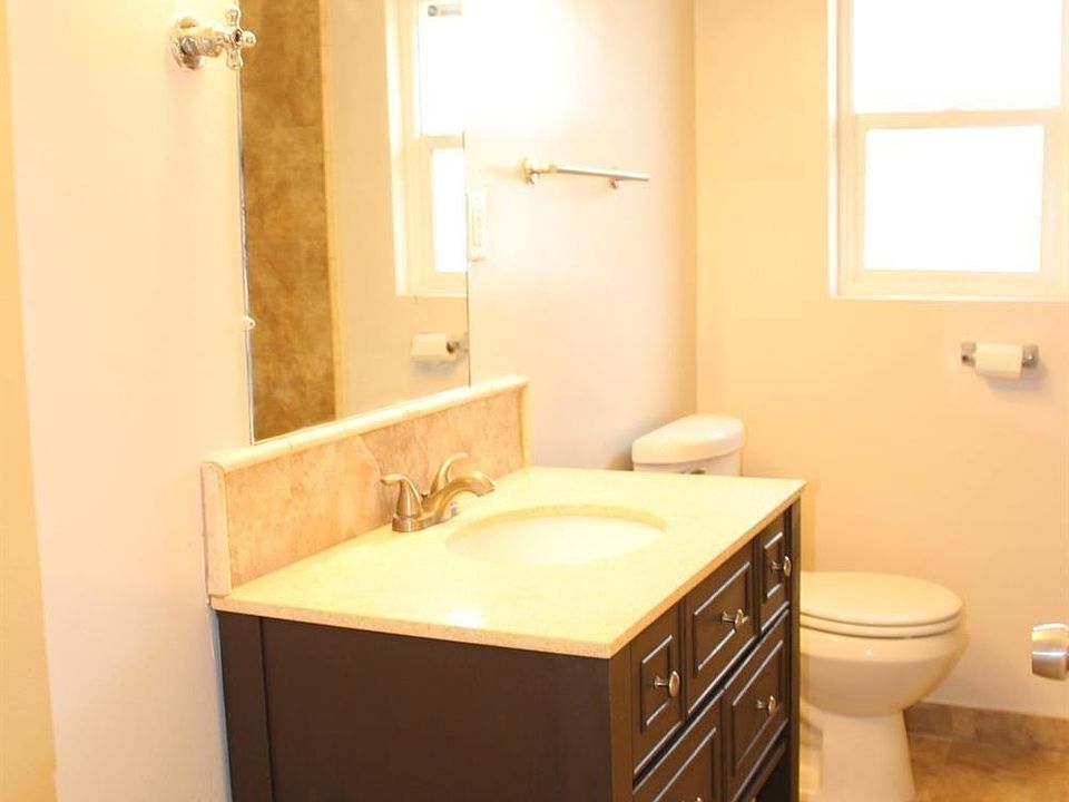 2nd image of 2816 Haley St