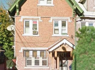4209 Ithaca St, Elmhurst, NY 11373