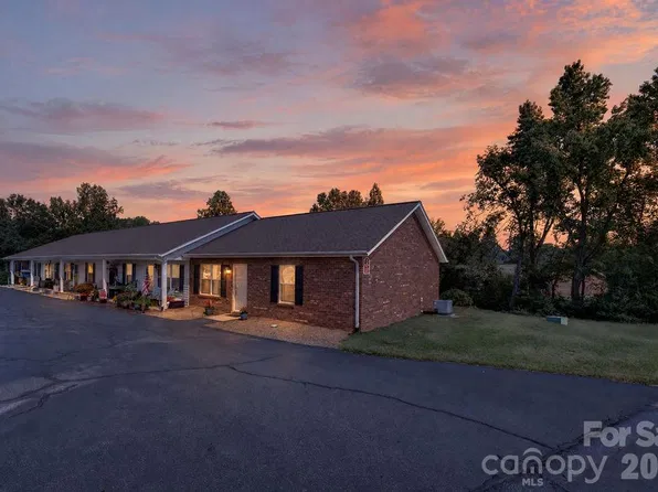 122 24th St NW, Hickory, NC 28601
