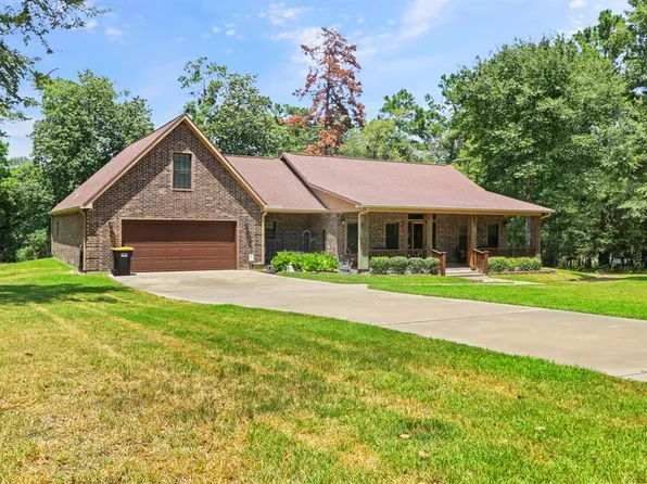 220 Fish Creek Lane, Montgomery, TX 77316