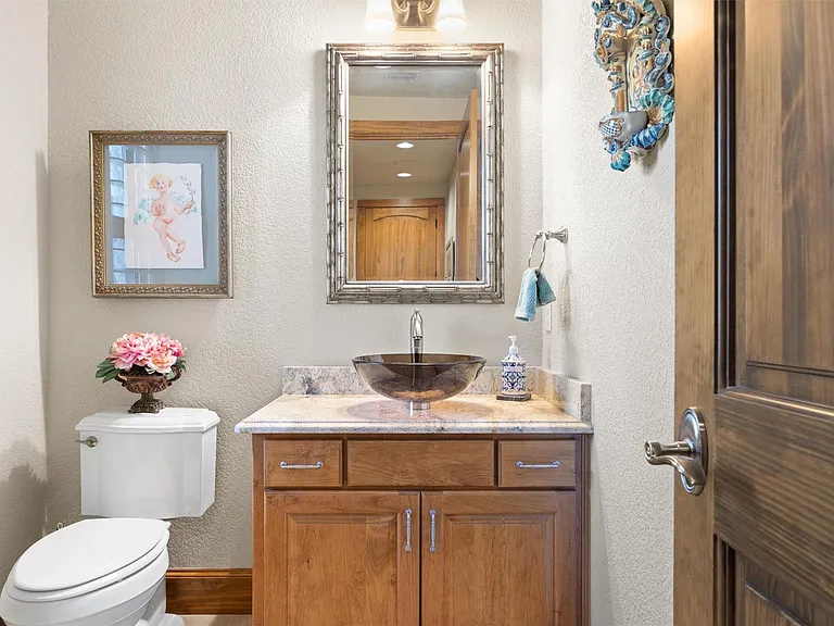 203 Pristine Ln — Photo 30