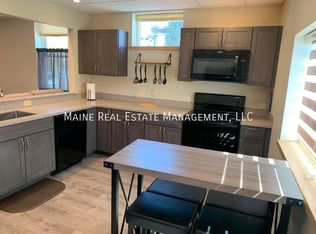 543 Hammond St APT B, Bangor, ME 04401