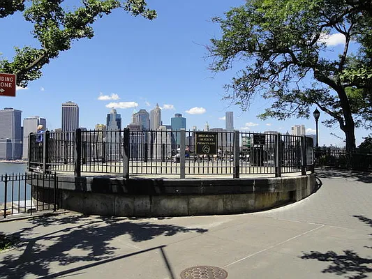 Sold by DSA Realty | media 10