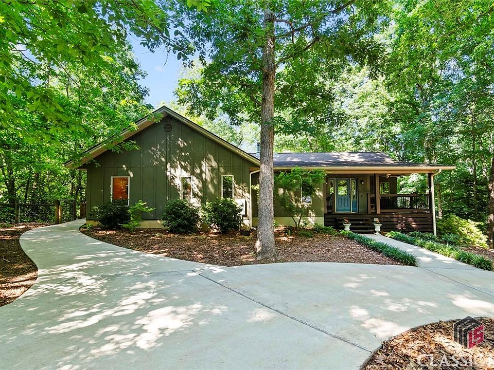 1st image of 229 Moonlight Drive