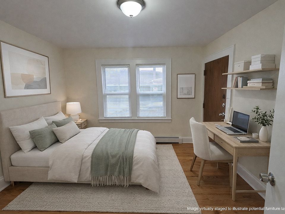 1st image of 78 Long St APT 1
