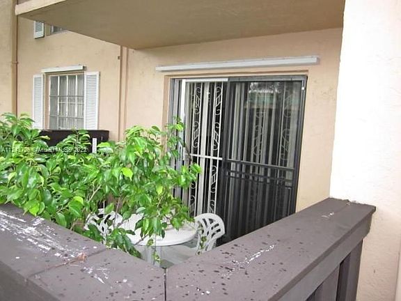5th image of 10738 N Kendall Dr APT K9