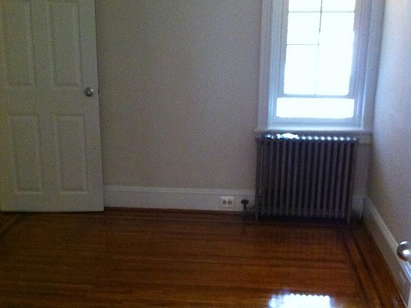 4th image of 21XX S Carlisle St