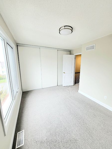 Ottawa Apartment for rent - 2 Bedrooms — photo 14