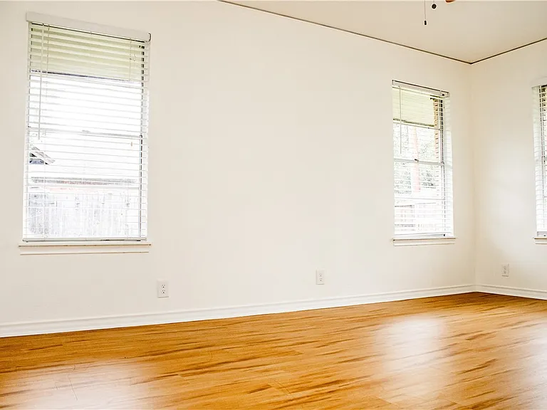 3722 Pope Dr — Photo 11