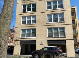 2141 Ridge Ave APT 4A, Evanston, IL 60201