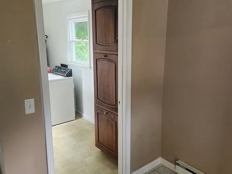202 Gravatt Ave — Photo 7