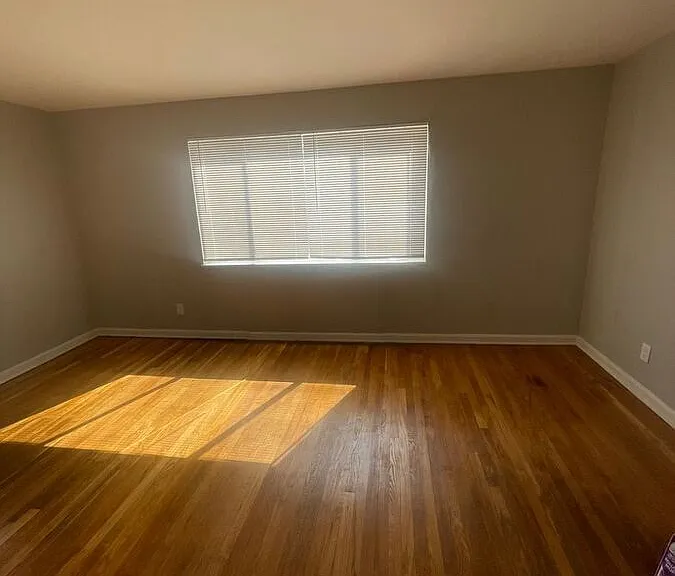 2320 Westwood Northern Blvd #1 — Photo 5