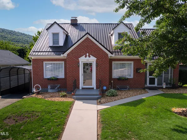 520 E John St, Bedford, PA 15522
