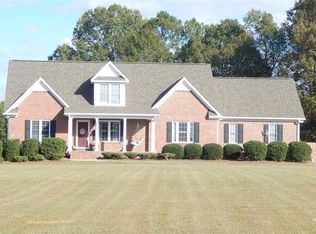 4409 Massey Rd, Zebulon, NC 27597