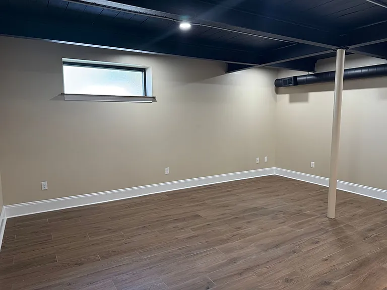 330 Linden Ave — Photo 15