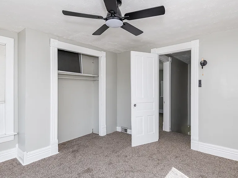 1420 Holly Ave — Photo 15