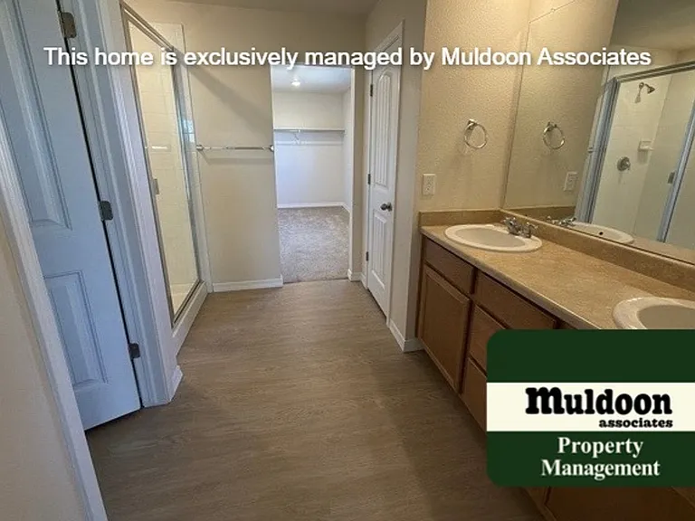 12900 Stone Valley Dr — Photo 17