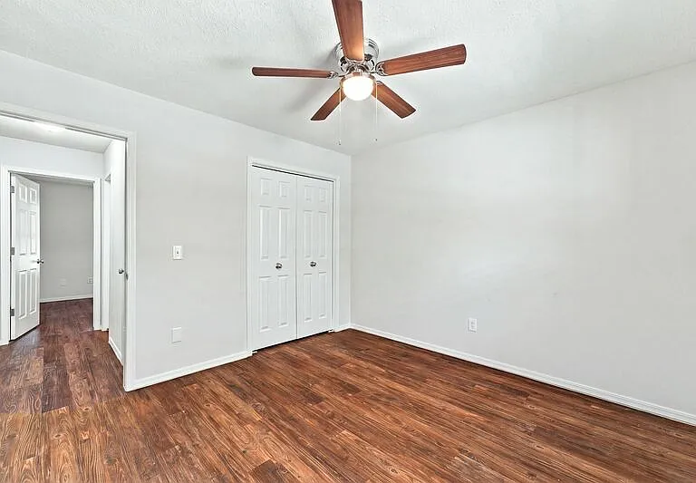 2764 N Barcelona Ave — Photo 12