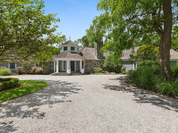 15 Fairlea Ct, Sag Harbor, NY 11963