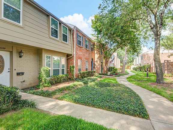 5th image of 1269 Country Place Dr