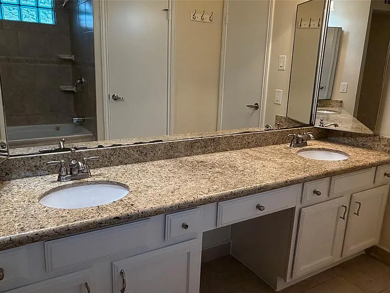 11614 Inga Ln — Photo 14