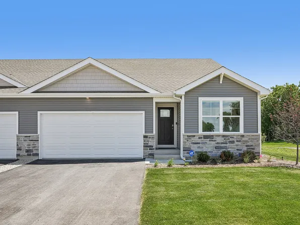 802A Concord Cir, Burlington, WI 53105