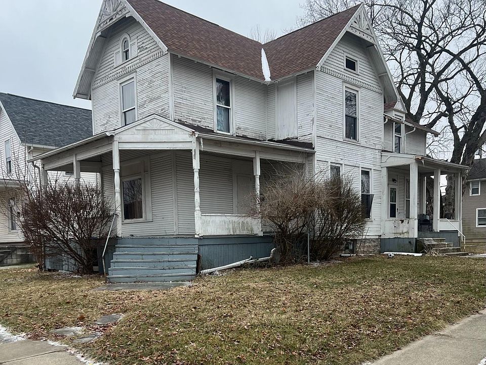1st image of 815 Hayes Ave