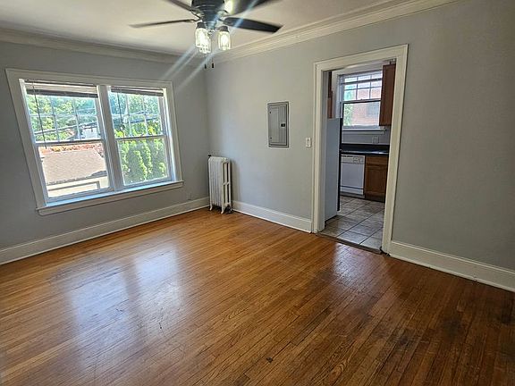 3rd image of 1509 Hinman Ave #1509-13-2S