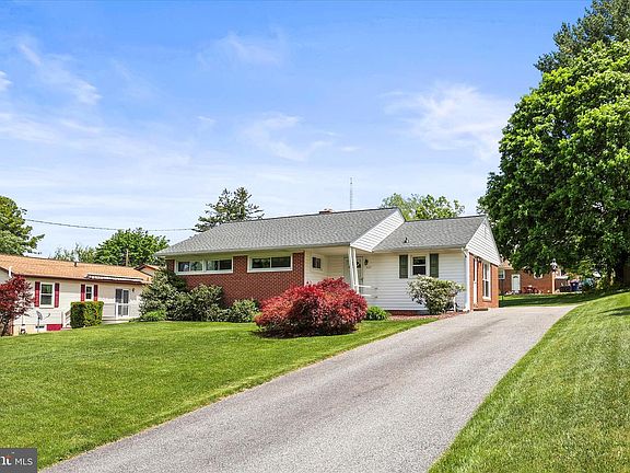 2nd image of 509 Ann Dr