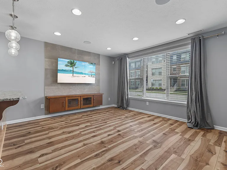 13093 Grand Vue Dr — Photo 14