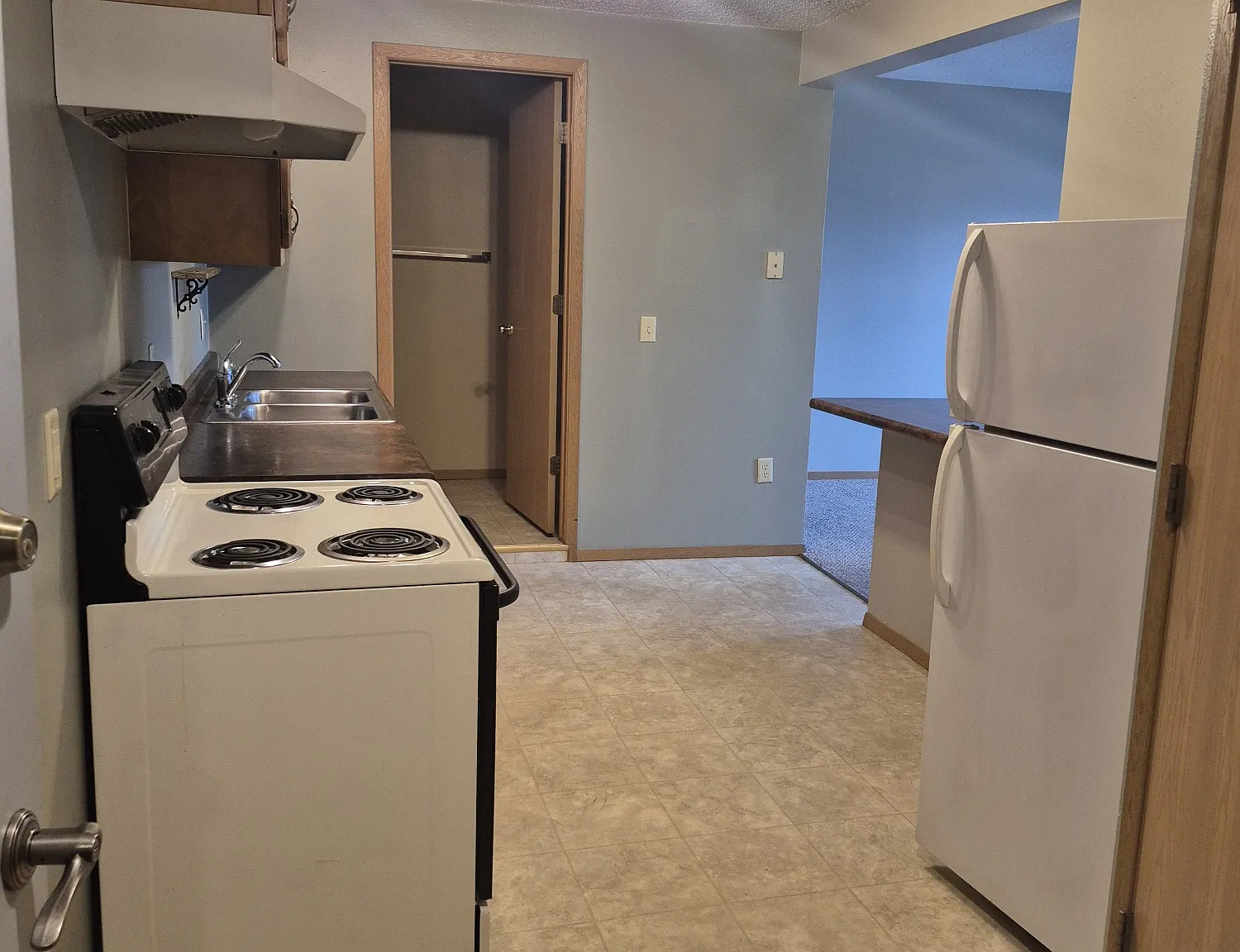 154 South Central Avenue - 1 — Photo 2